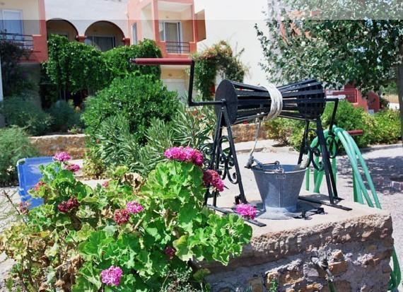 Maria Rooms Agia Ermioni Exterior photo
